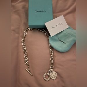 Tiffany & Co : Heart Tag Necklace
in Silver with a Diamond, Medium